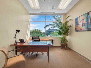 1540 International Pky, Lake Mary, FL to rent Interior Photo- Image 2 of 15