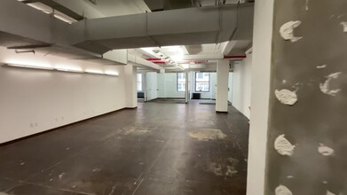 500 Eighth Ave, New York, NY for rent - Commercial Listing Video 