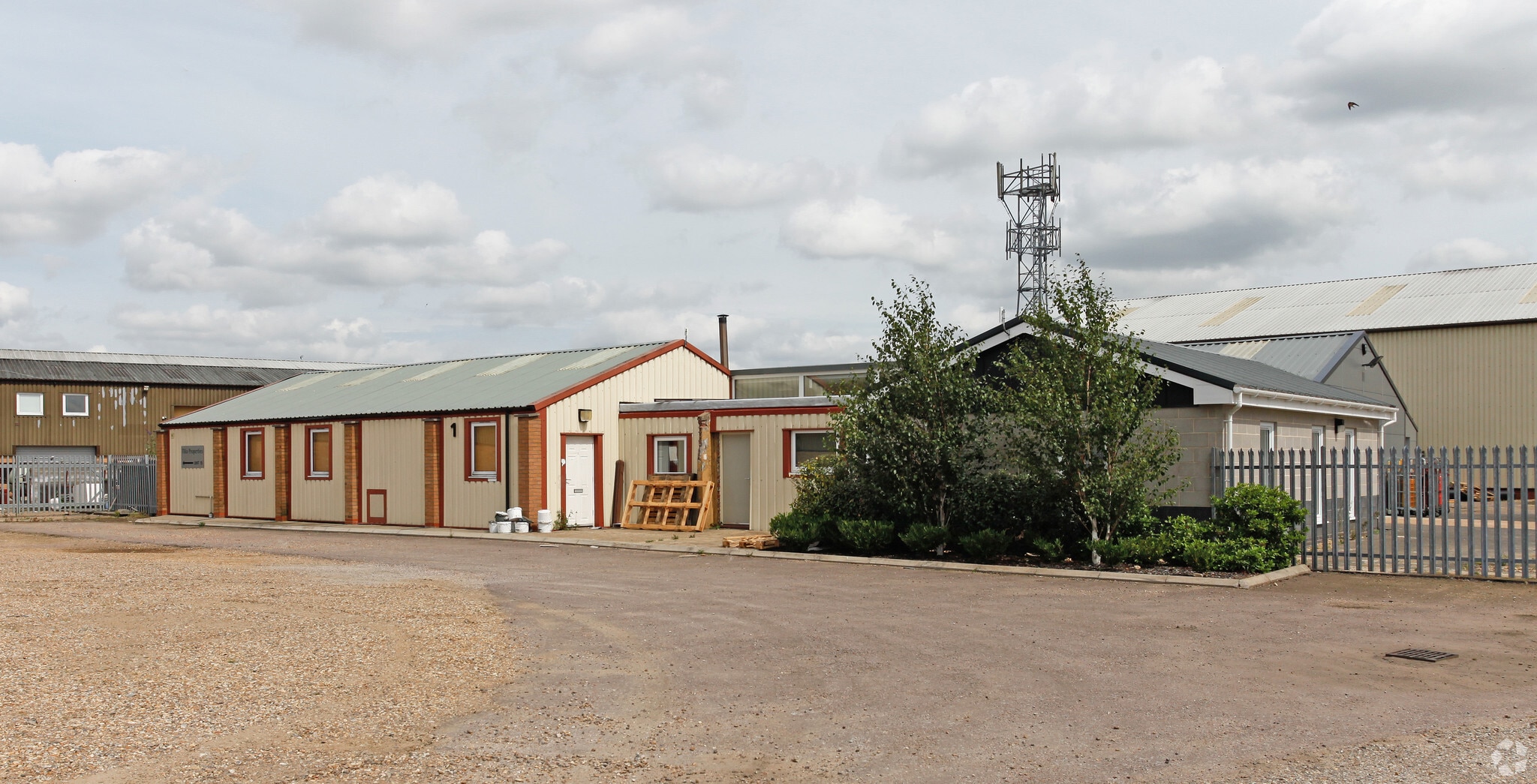 Mackintosh Rd, Norwich for sale Primary Photo- Image 1 of 1