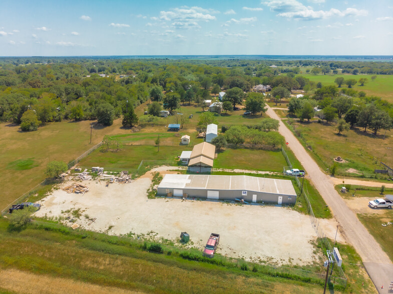 11853 Prairie Hill Dr, Hearne, TX for sale - Building Photo - Image 1 of 1