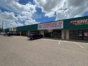 1101 W Ferguson Ave, Pharr, TX to rent Interior Photo- Image 2 of 8