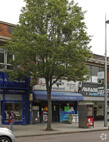 96 High St, London for sale - Building Photo - Image 2 of 3