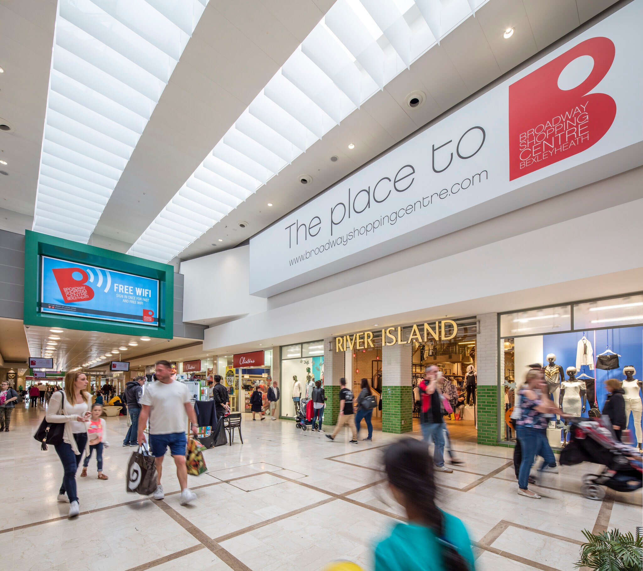 Broadway, Bexleyheath for sale Interior Photo- Image 1 of 1
