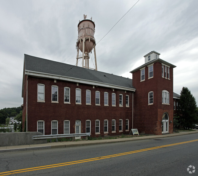 175 N Main St, Wharton, NJ for sale - Building Photo - Image 1 of 1