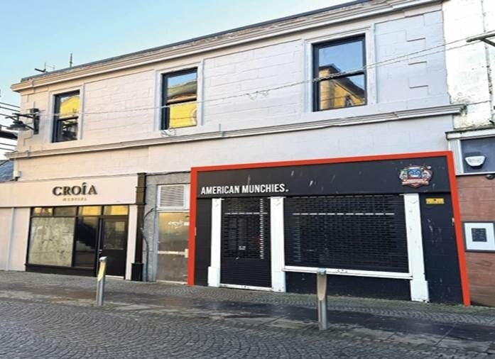 24 Bank St, Kilmarnock to rent Building Photo- Image 1 of 3