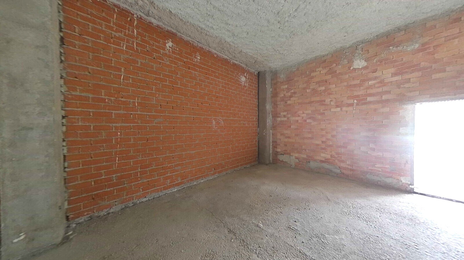 Zaragoza, ZAR 50014 - Unit Puerta 11 -  - Interior Photo - Image 2 of 6