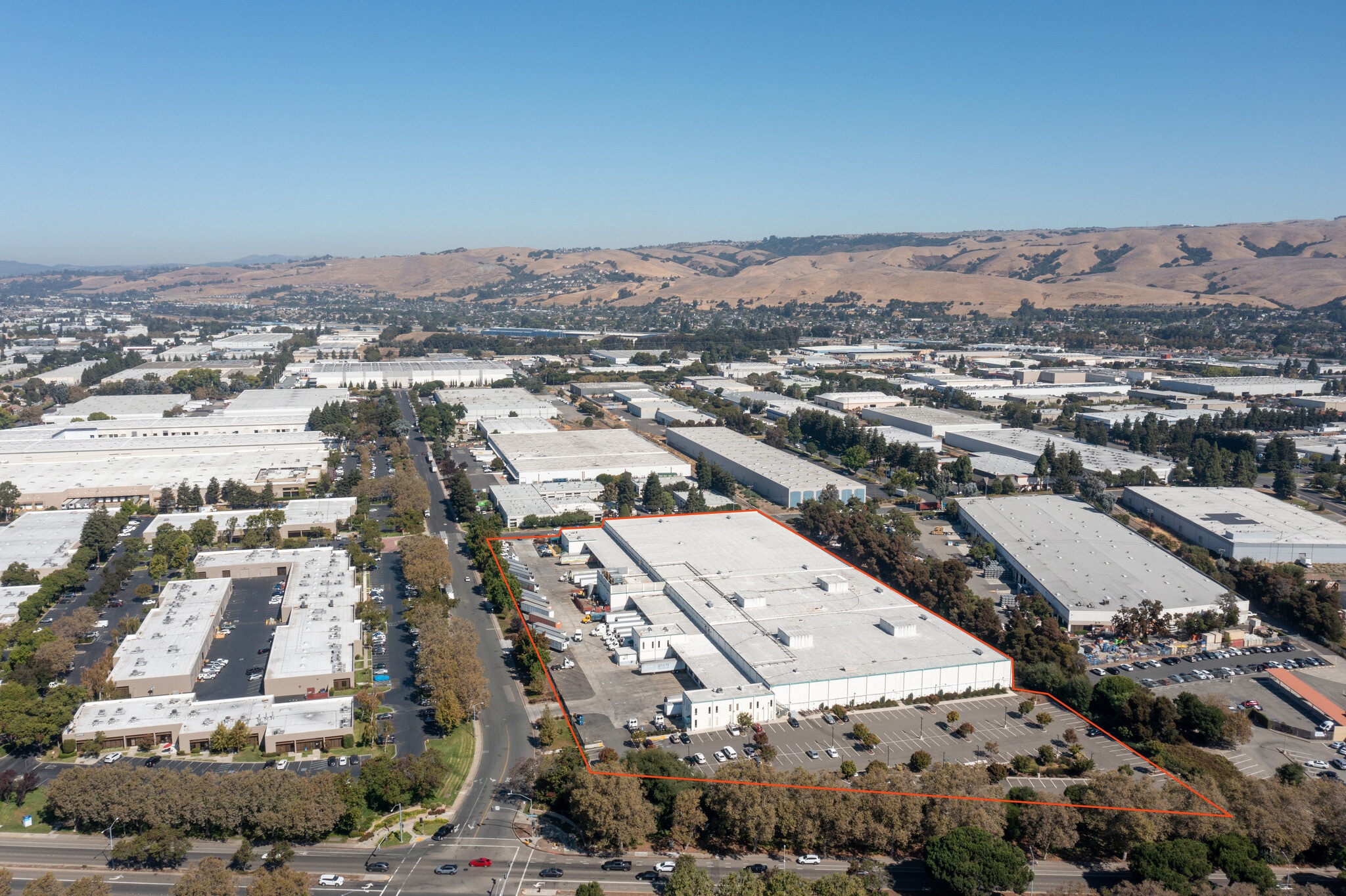 33400 Dowe Ave, Union City, CA to rent Building Photo- Image 1 of 3