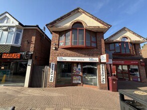 183-185 Lower Blandford Rd, Broadstone to rent Building Photo- Image 2 of 3