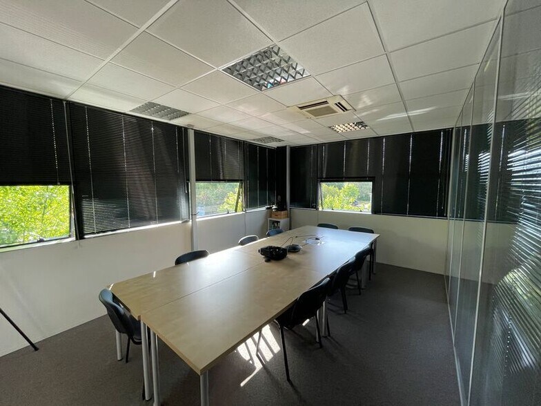 Office in Labège for sale - Interior Photo - Image 2 of 7
