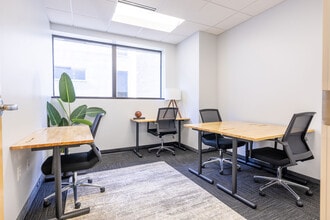 345 W Washington Ave, Madison, WI to rent Interior Photo- Image 2 of 13