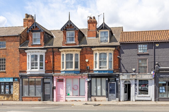 More details for 79-80 High St, Lincoln - Retail to Rent