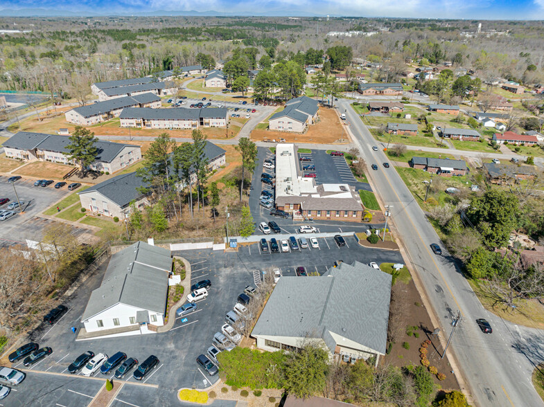 111 Powell Mill Rd, Spartanburg, SC for sale - Aerial - Image 3 of 4