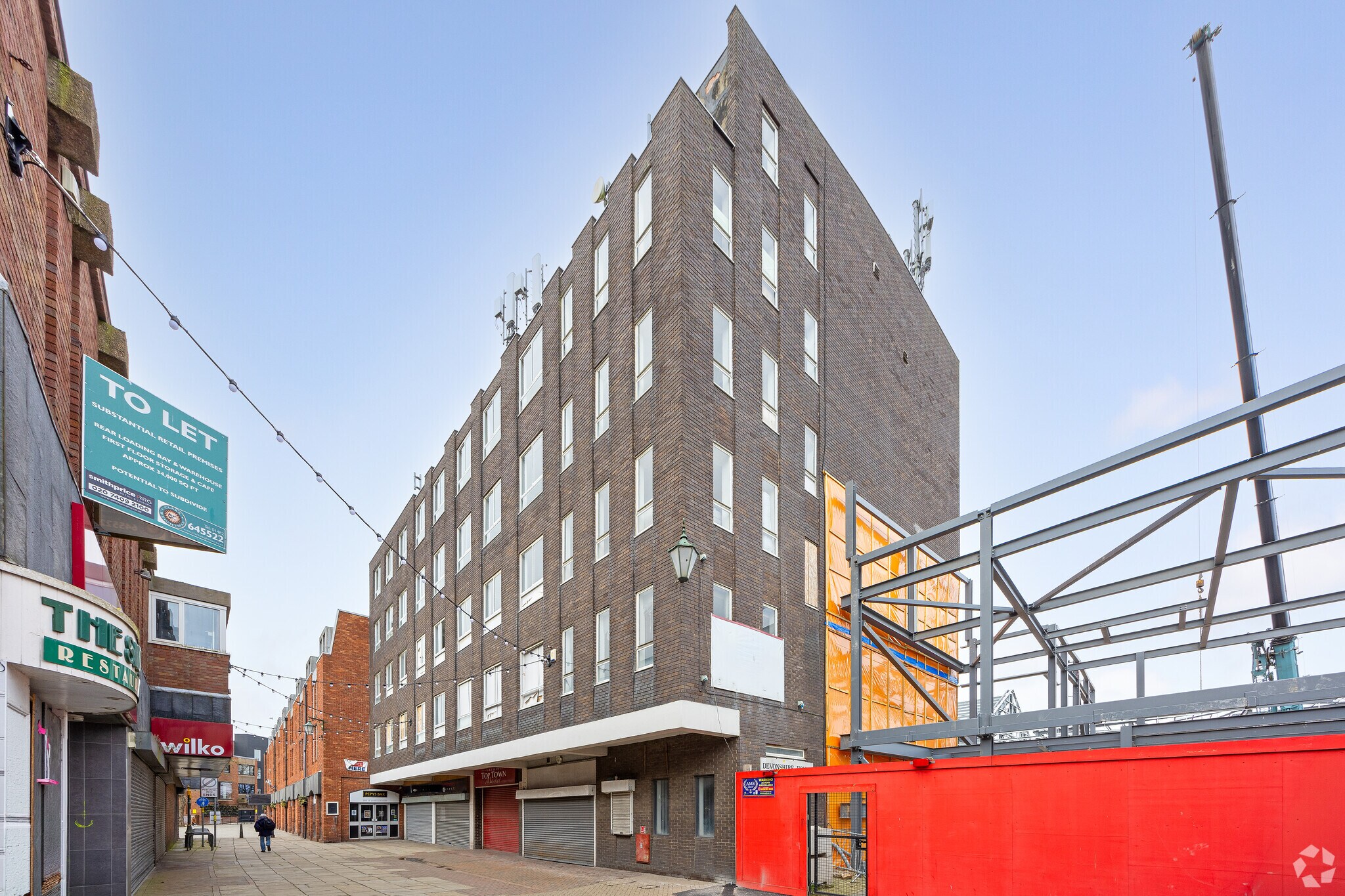 Bull Ring Ln, Grimsby for sale Primary Photo- Image 1 of 1