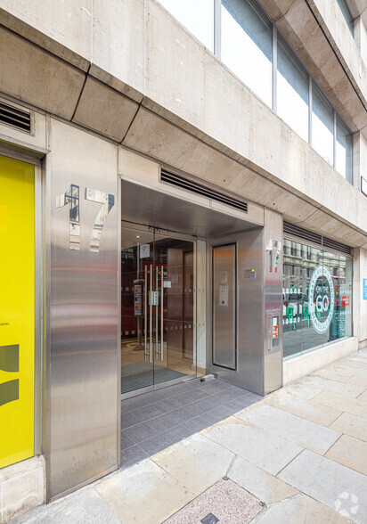 Moorgate, London for rent - Building Photo - Image 2 of 7