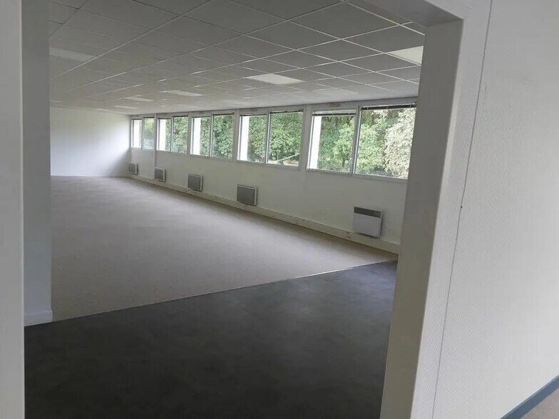 Office in Nantes to rent - Interior Photo - Image 3 of 4