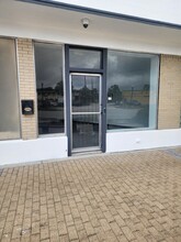 3142-3148 Beach Blvd, Jacksonville, FL for rent Building Photo- Image 1 of 16