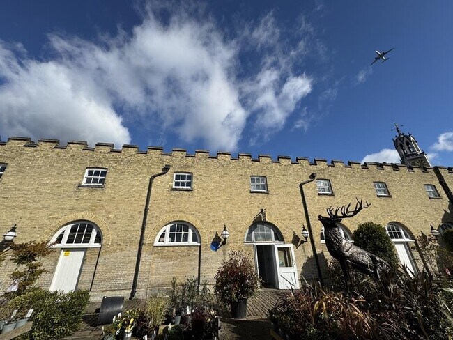 More details for 8 Kew Bridge Ct, London - Office to Rent