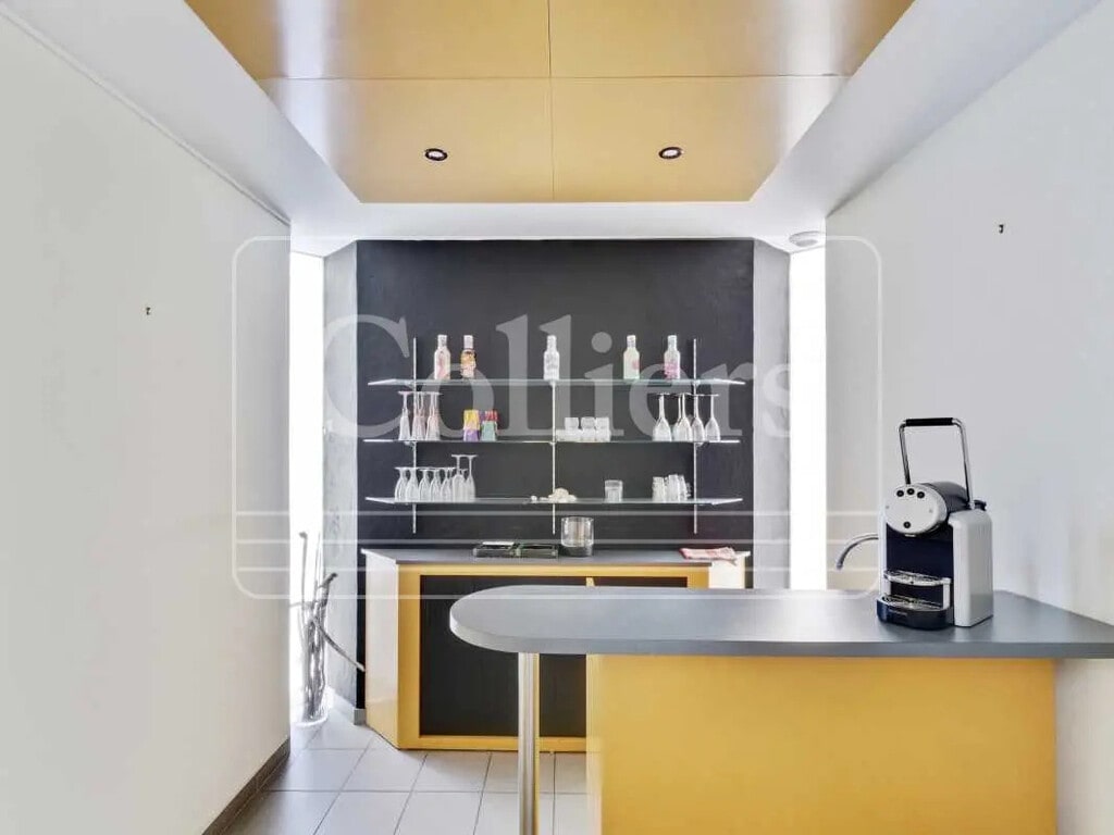 Location Bureaux 1 114 m² - Photo 1