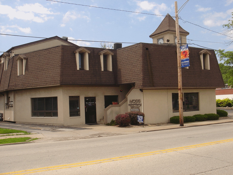 252 E Washington St, East Peoria, IL for rent - Building Photo - Image 1 of 16