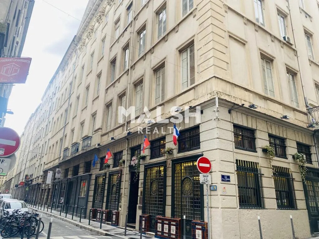 Location Bureaux 174 m² - Photo 1
