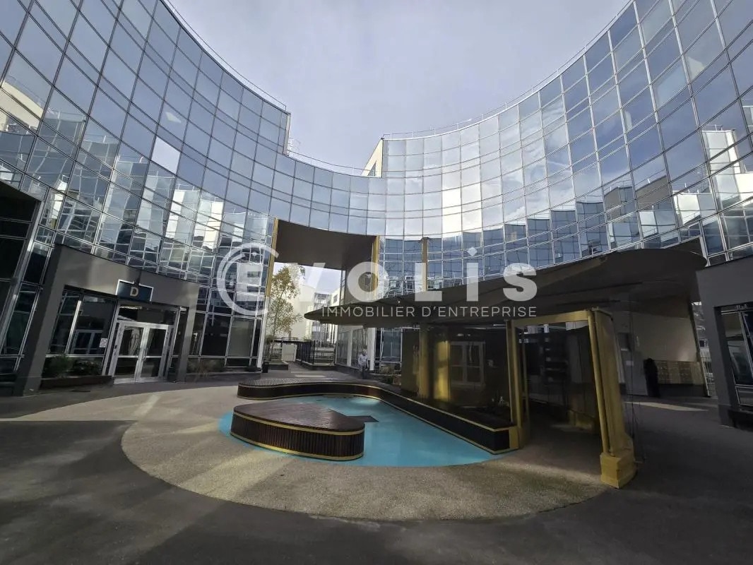 Office in Massy to rent Building Photo- Image 1 of 16