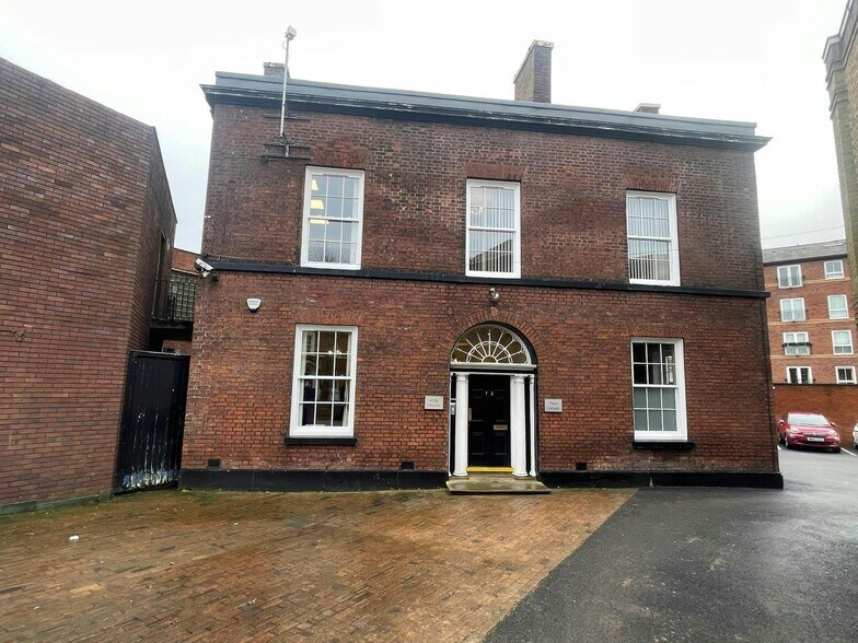 73 Sankey St, Warrington to rent - Building Photo - Image 2 of 9