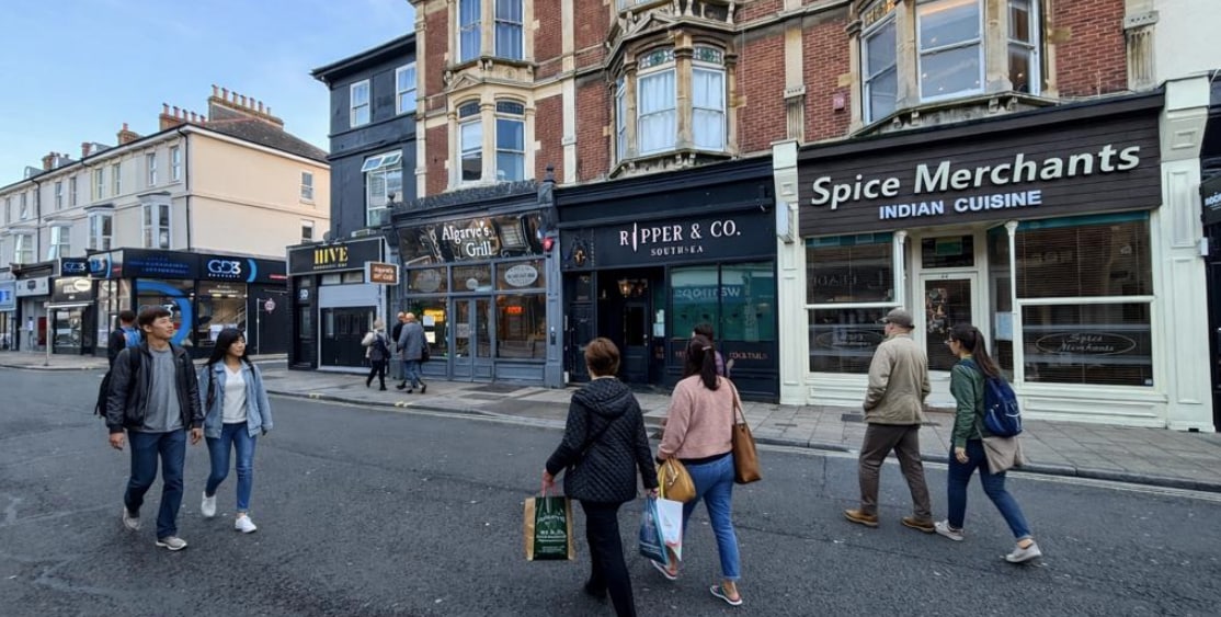 46 Osborne Rd, Southsea to rent Primary Photo- Image 1 of 2