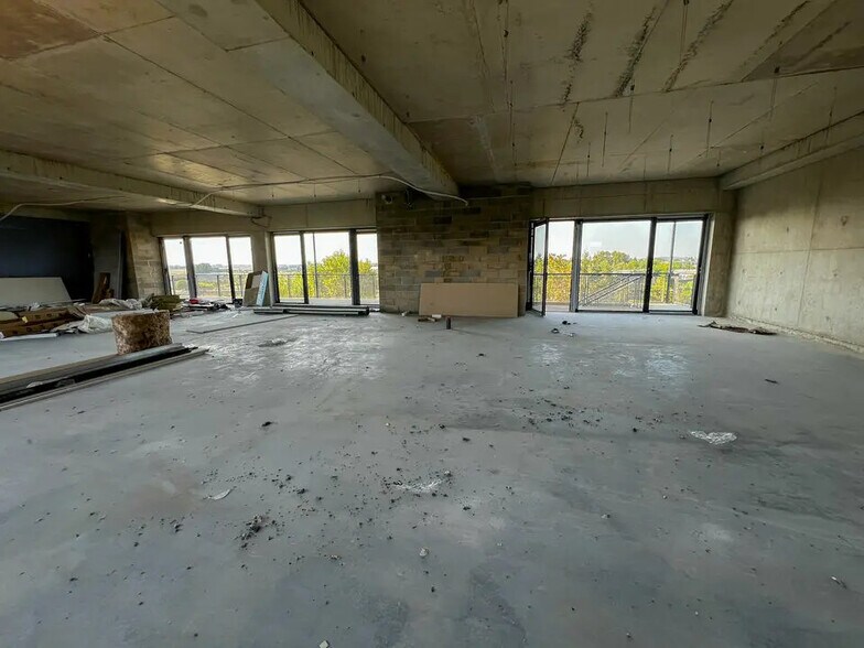 Office in Avignon to rent - Interior Photo - Image 3 of 6