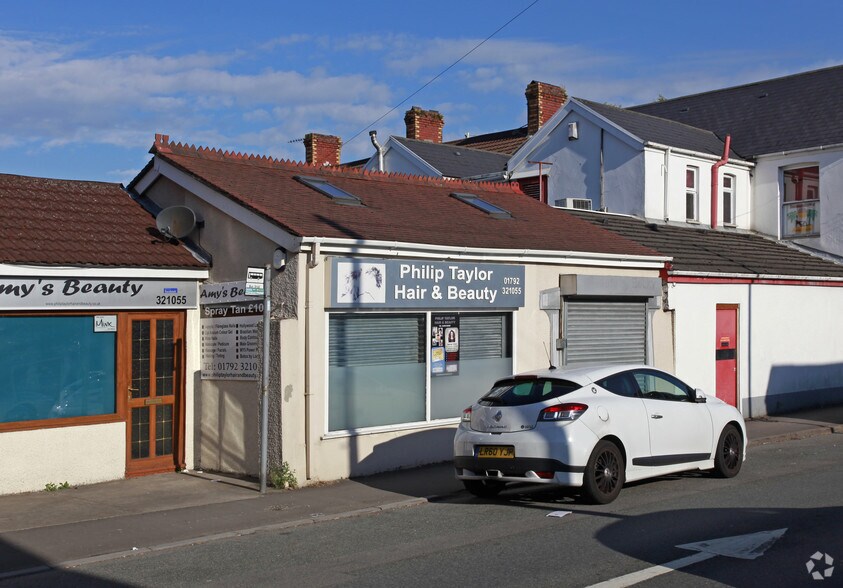 1-2 Winifred Rd, Neath for sale - Primary Photo - Image 1 of 1