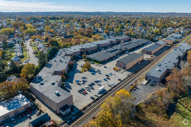 More details for 108 Clematis Ave, Waltham, MA - Light Industrial, Industrial for Rent