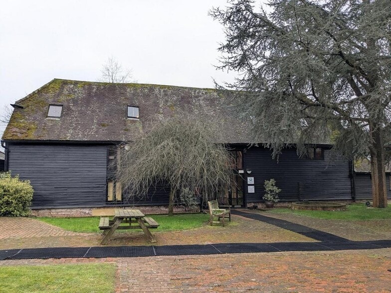 Unit 7 Birtley Courtyard, Guildford for sale - Building Photo - Image 1 of 8