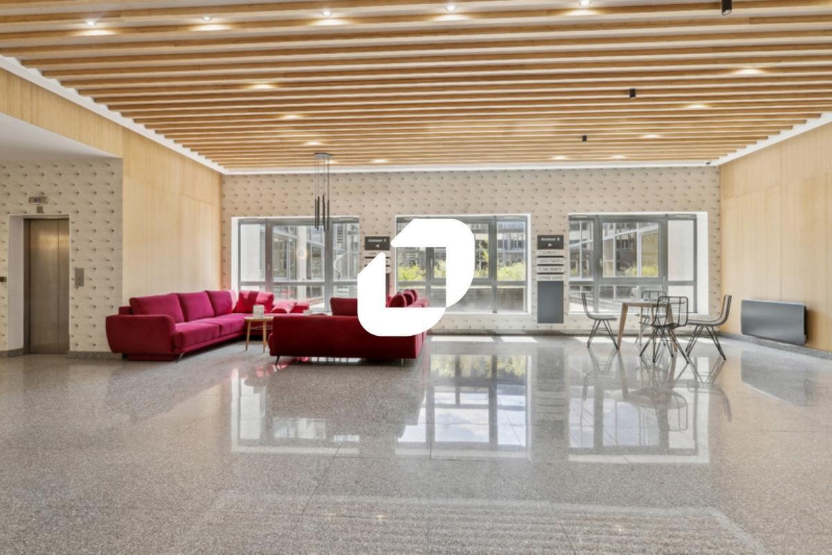 Office in Lognes to rent Building Photo- Image 1 of 12