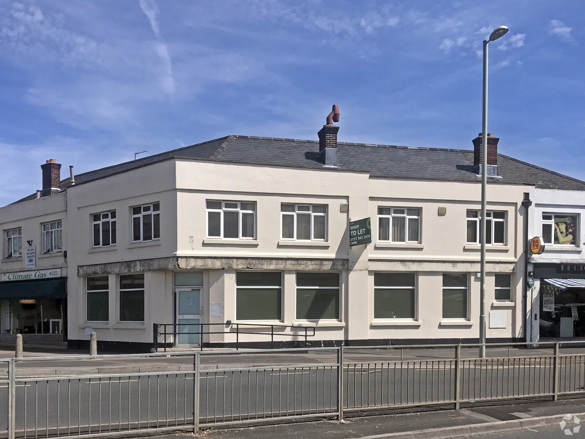 45-47 Commercial Rd, Totton to rent Building Photo- Image 1 of 3