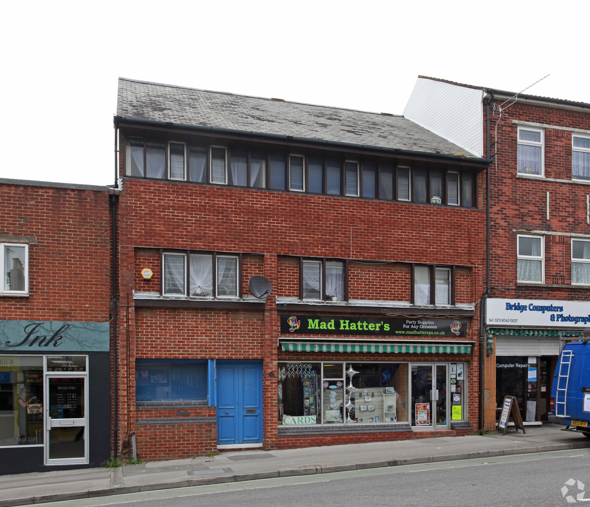 33-33A Portsmouth Rd, Southampton for sale Primary Photo- Image 1 of 1