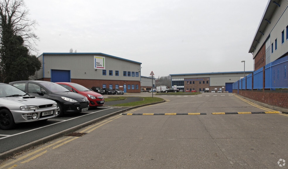 Overend Rd, Cradley Heath for sale - Primary Photo - Image 1 of 1