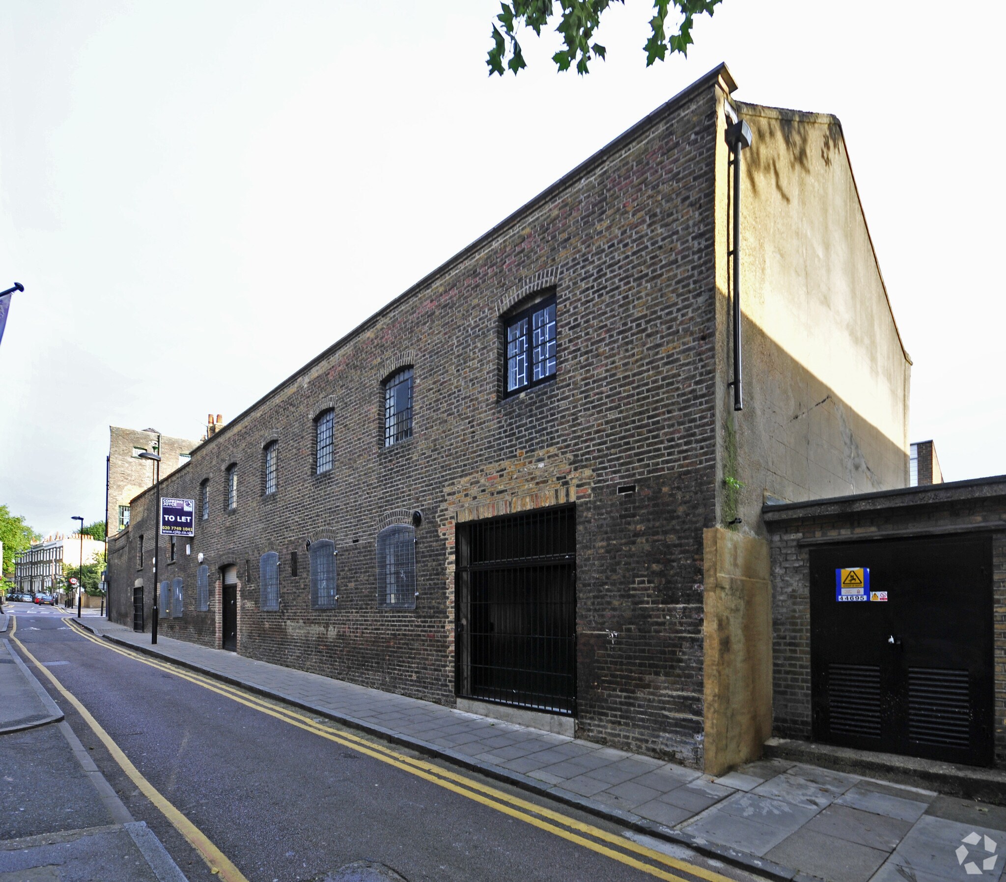 1-7 Britannia Row, London for sale Primary Photo- Image 1 of 1