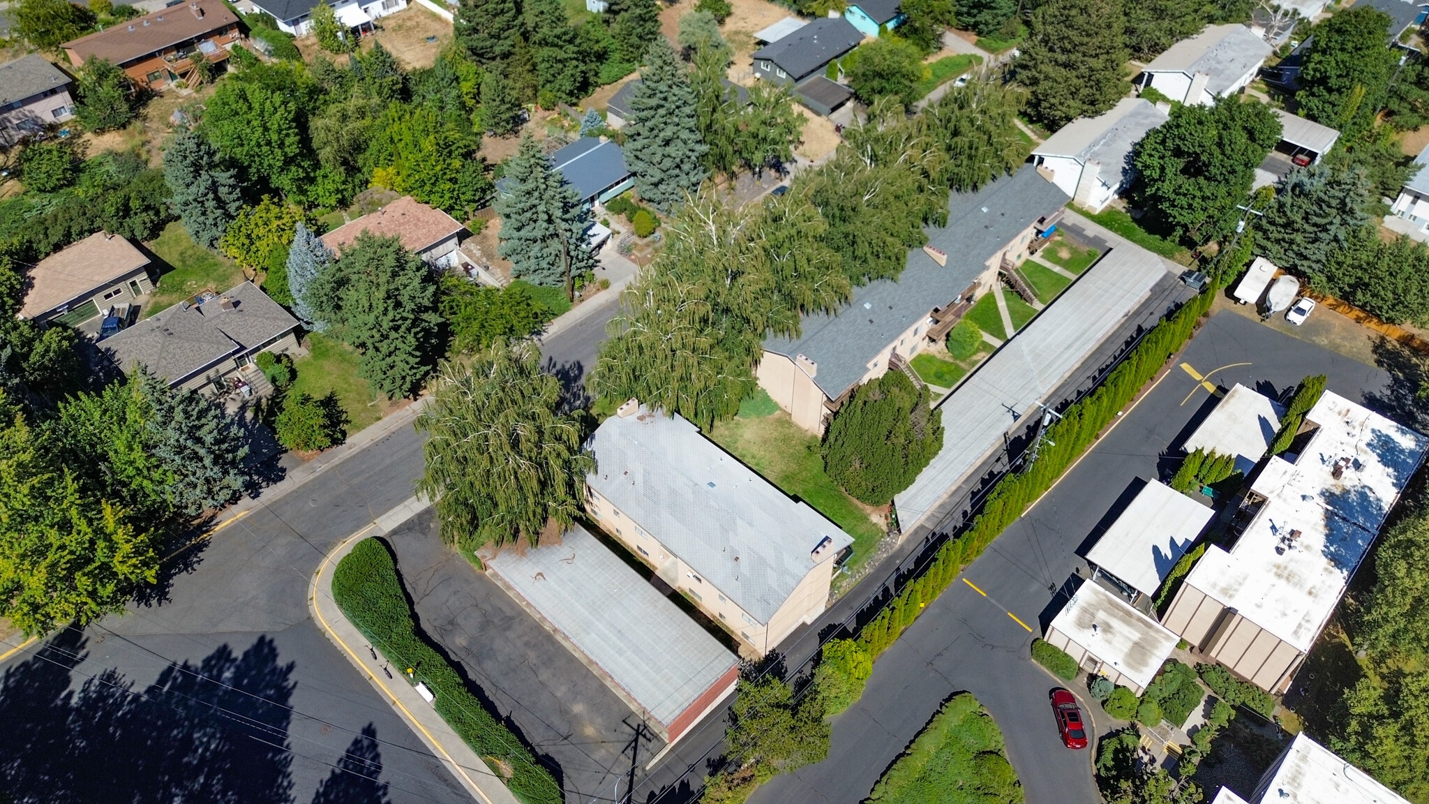 18 Unit Multi-Family Sale portfolio of 2 properties for sale on LoopNet.co.uk Building Photo- Image 1 of 13