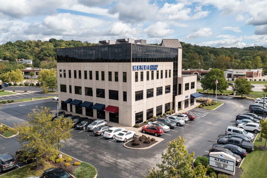 8763 Union Centre Blvd, West Chester, OH for rent - Building Photo - Image 1 of 8