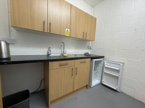 Waterbrook Ave, Sevington to rent Interior Photo- Image 2 of 7