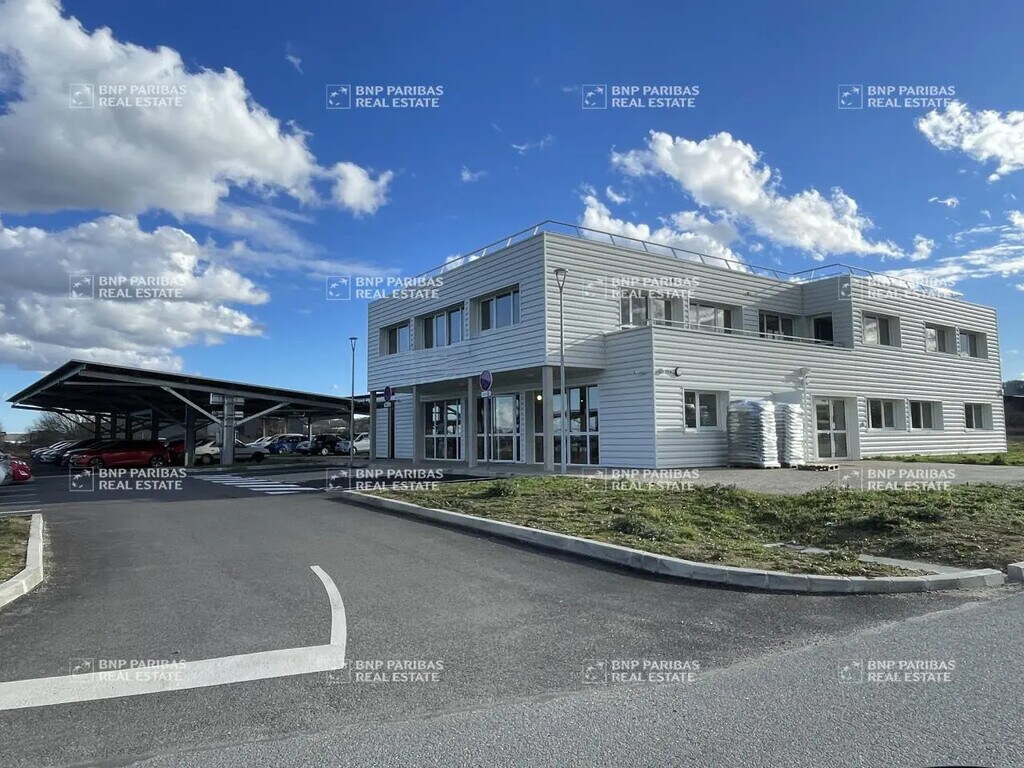 Vente Entrepôt logistique 14 896 m² - Photo 1