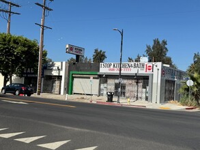 7057-7059 Reseda Blvd, Reseda, CA for rent Building Photo- Image 1 of 13