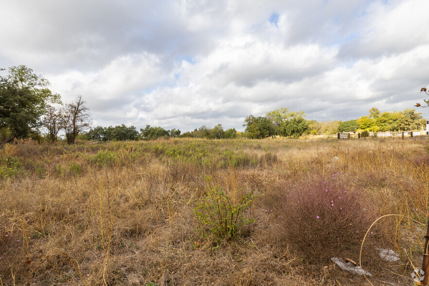 8601 Farm to Market 969, Austin, TX for sale - Primary Photo - Image 1 of 1