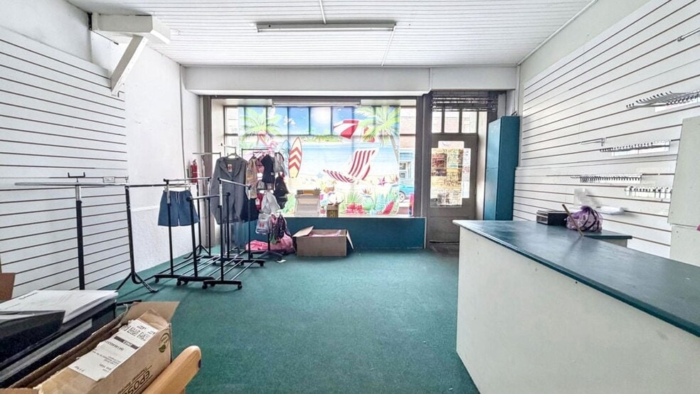 77 Front St, Newbiggin By The Sea for sale - Interior Photo - Image 2 of 7