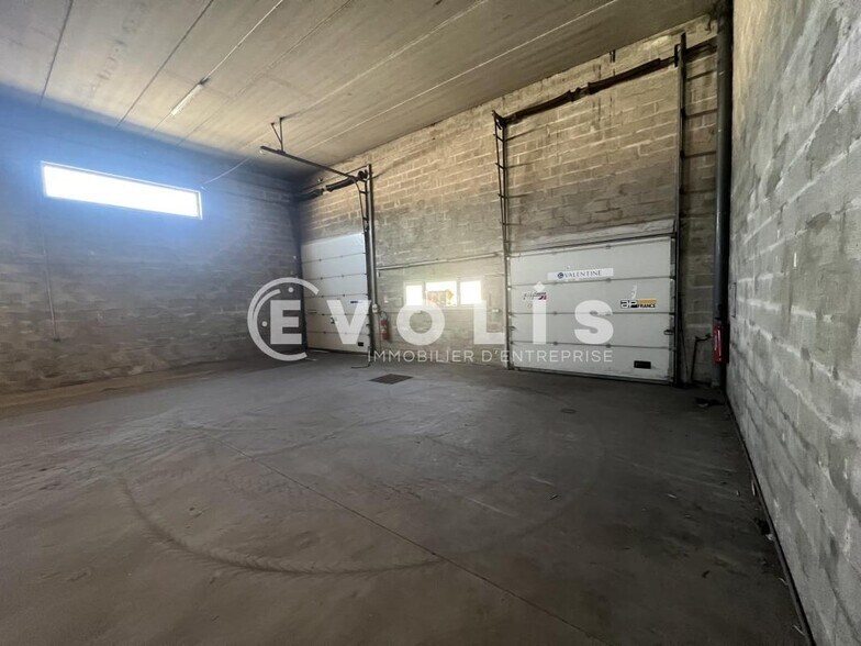 Light Industrial in Champigny-sur-Marne to rent - Building Photo - Image 2 of 15