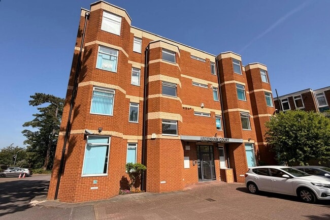 More details for Oxford Rd, Aylesbury - Office to Rent