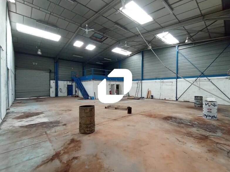 Office in Chassieu to rent - Interior Photo - Image 3 of 12