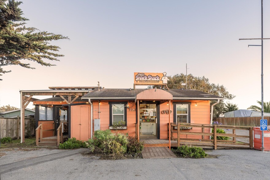 7921 Moss Landing Rd, Moss Landing, CA for sale - Building Photo - Image 2 of 24