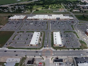 101 W Gore Blvd, Lawton, OK - aerial  map view - Image1