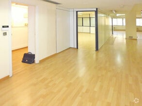 Office in Madrid, Madrid to rent Interior Photo- Image 1 of 16