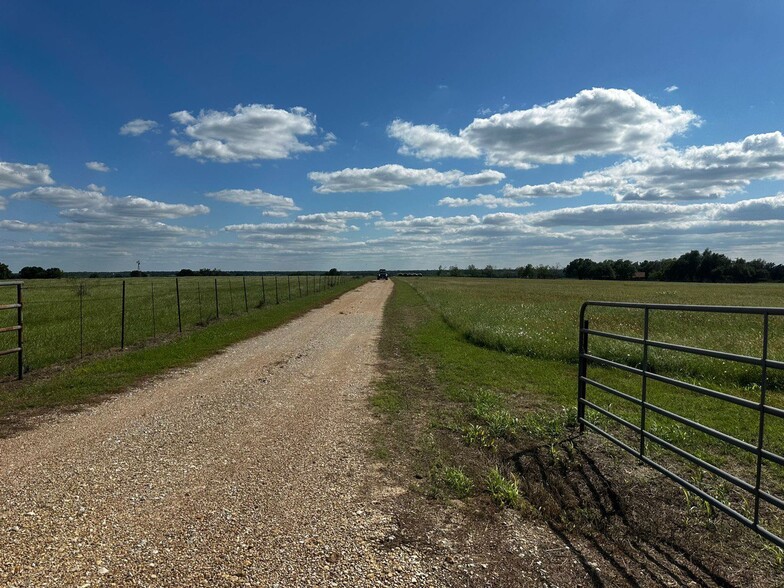 TBD FM 2268, Holland, TX for sale - Building Photo - Image 2 of 9